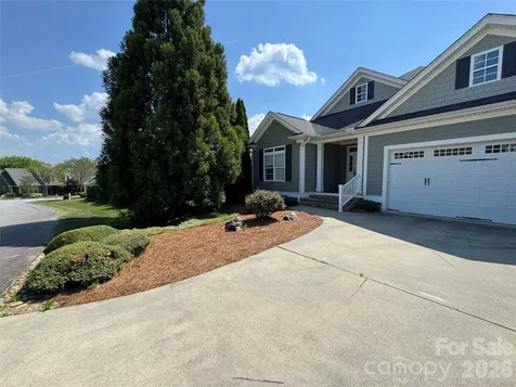 25 Copper Court Hendersonville NC 28792