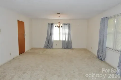 558 Sunrise Boulevard Chester SC 29706
