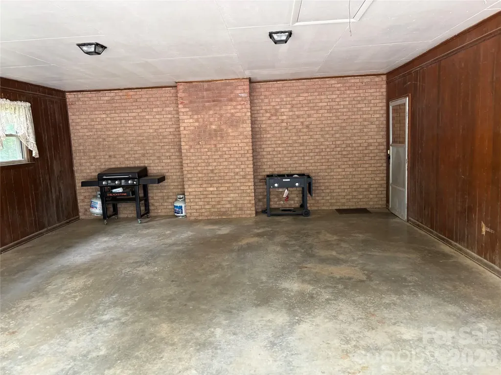 74 Miranda Drive Taylorsville NC 28681