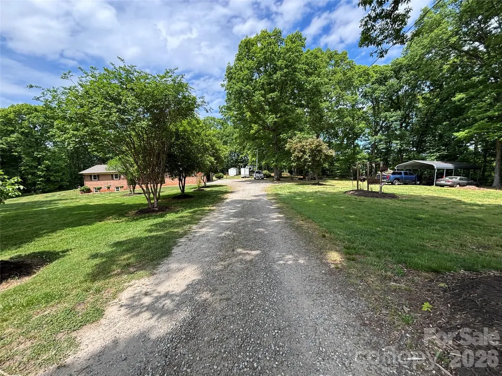74 Miranda Drive Taylorsville NC 28681