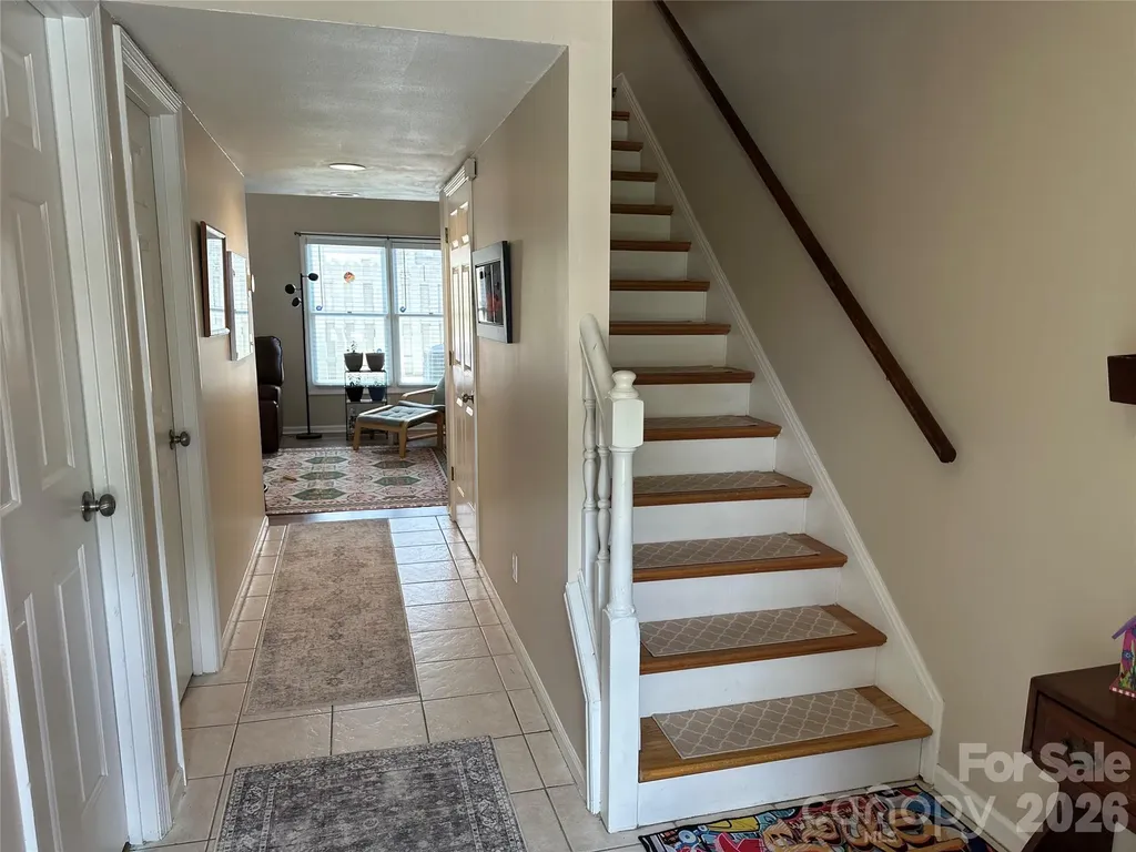 26 Sleepy Hollow Lane Swannanoa NC 28778