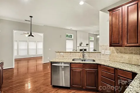 2172 Southridge Drive Belmont NC 28012