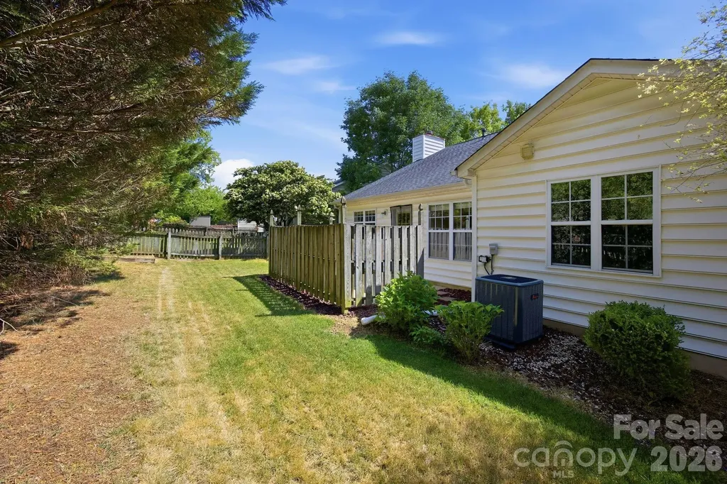 8616 Mineral Ridge Way Charlotte NC 28269