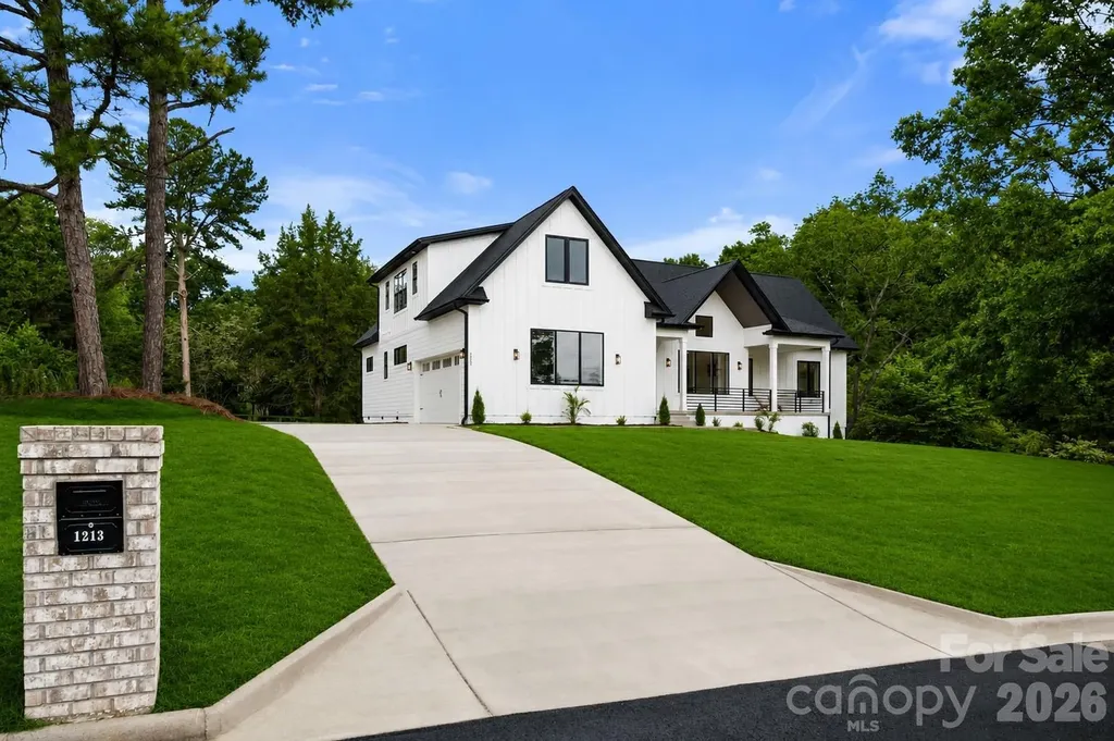1213 Rosa Drive Monroe NC 28112