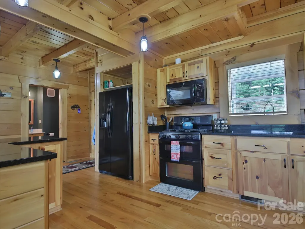 53 Osprey Lane Nebo NC 28761