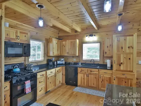 53 Osprey Lane Nebo NC 28761