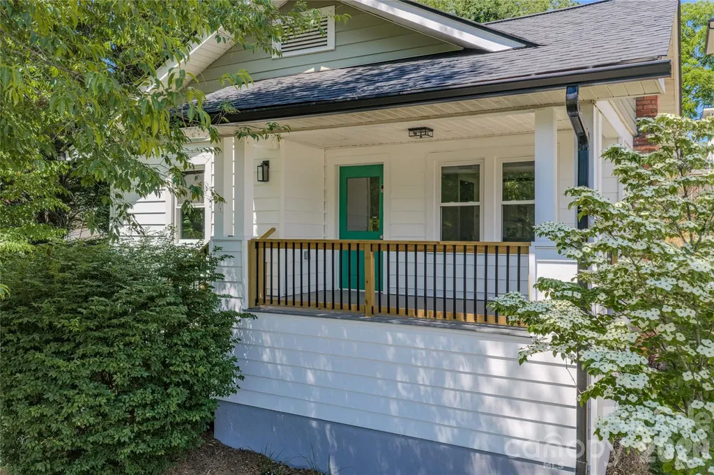 26 Henrietta Street Asheville NC 28801