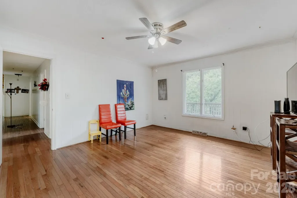 121 Edgerly Court Charlotte NC 28214