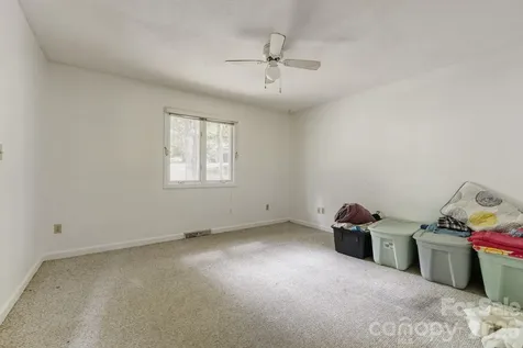 121 Edgerly Court Charlotte NC 28214