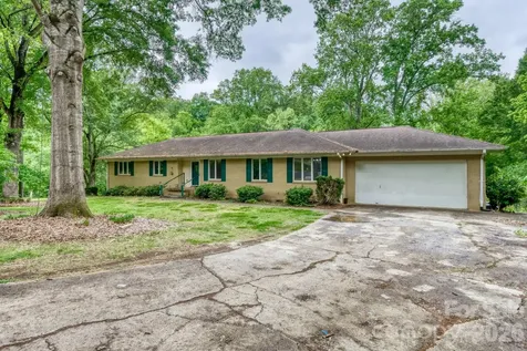 121 Edgerly Court Charlotte NC 28214