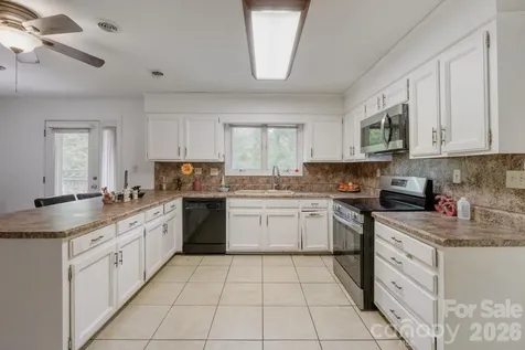 121 Edgerly Court Charlotte NC 28214