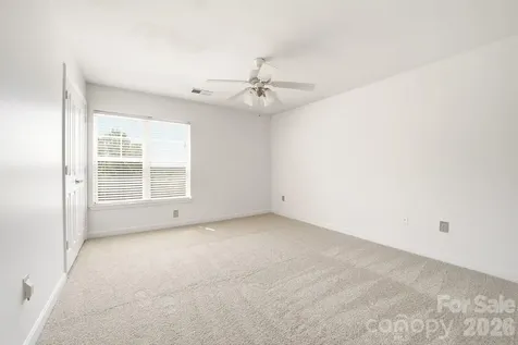 9976 Hyde Glen Court Charlotte NC 28262