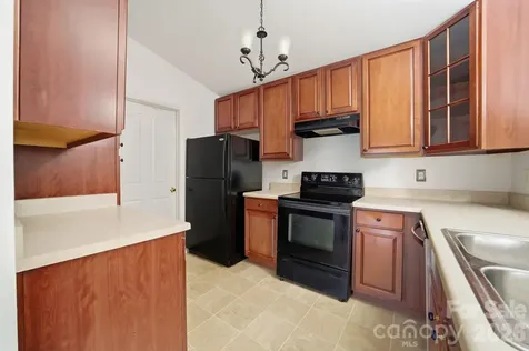 9976 Hyde Glen Court Charlotte NC 28262