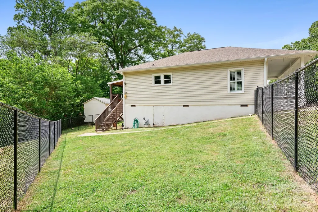 2201 Jackson Street Belmont NC 28012