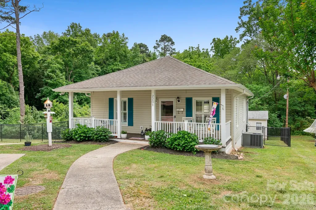 2201 Jackson Street Belmont NC 28012