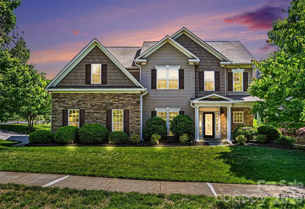 9107 Kensington Forest Drive Harrisburg NC 28075