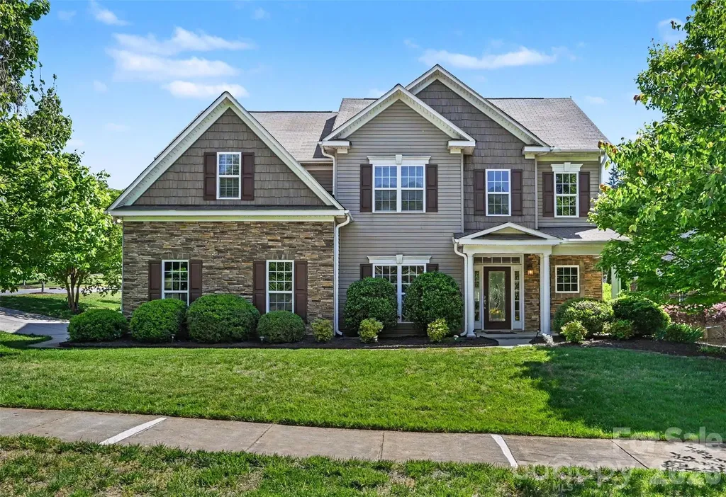 9107 Kensington Forest Drive Harrisburg NC 28075