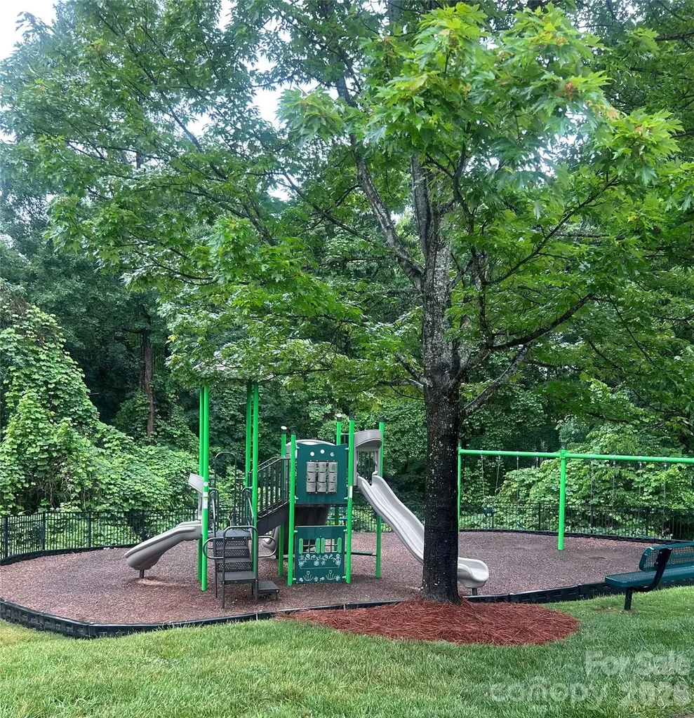9107 Kensington Forest Drive Harrisburg NC 28075