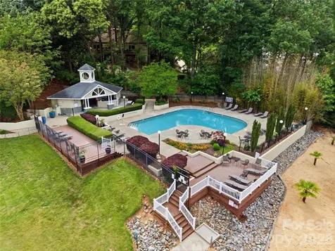 19823 Henderson Road Cornelius NC 28031