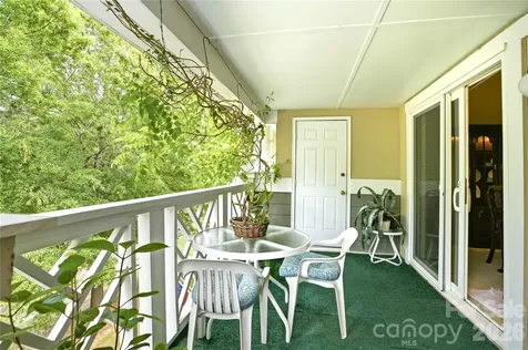 19823 Henderson Road Cornelius NC 28031