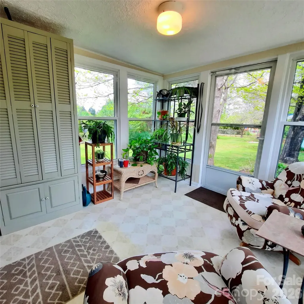 26 Calico Rock Lane Hendersonville NC 28792