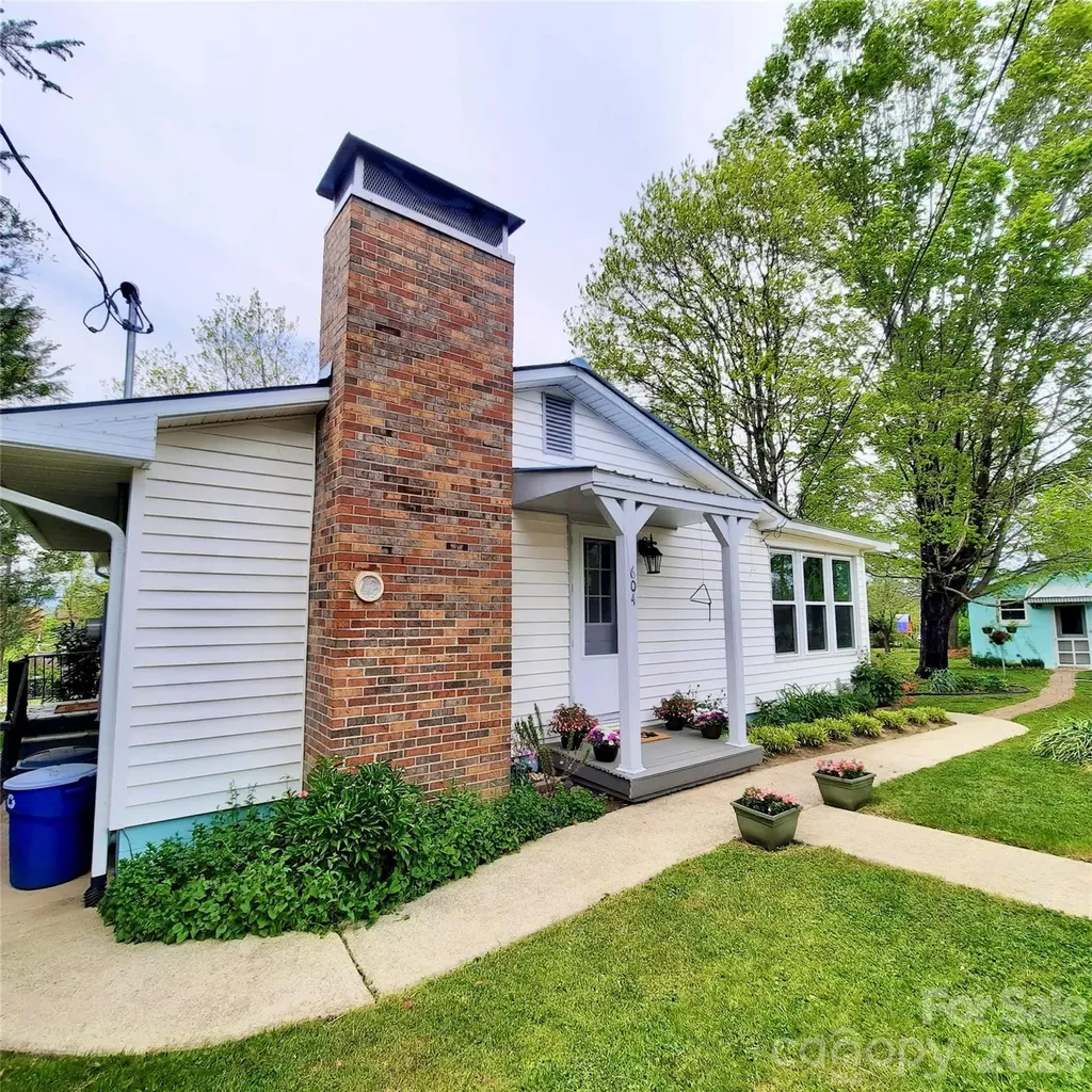 26 Calico Rock Lane Hendersonville NC 28792
