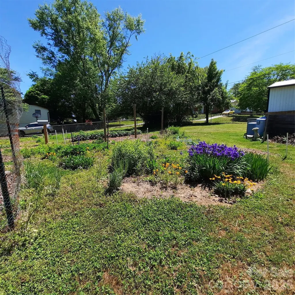 26 Calico Rock Lane Hendersonville NC 28792