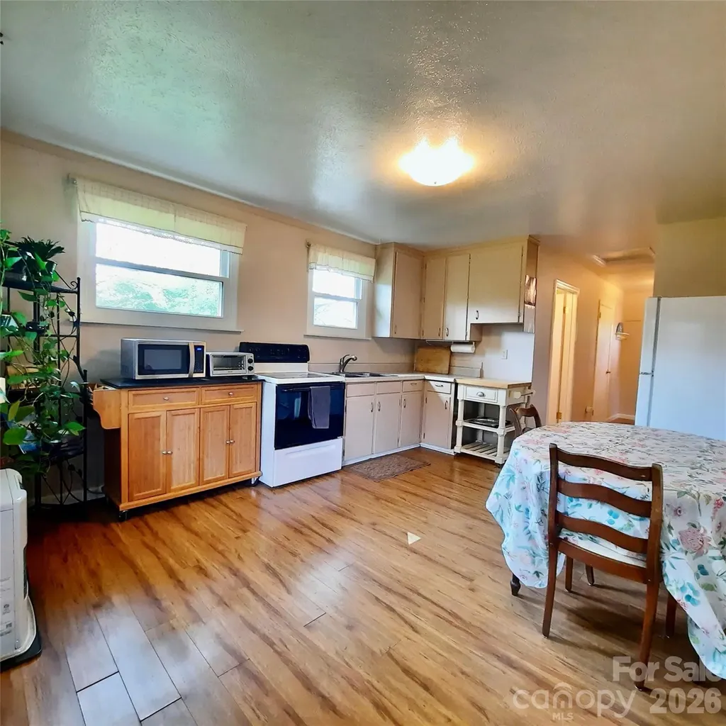 26 Calico Rock Lane Hendersonville NC 28792
