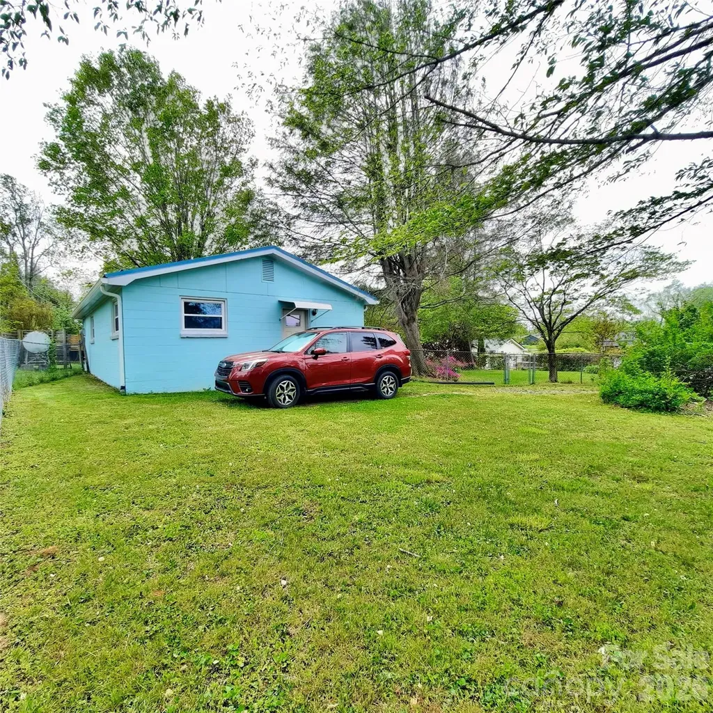 26 Calico Rock Lane Hendersonville NC 28792