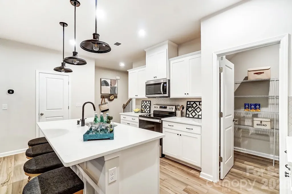 3804 Cheyney Park Drive Charlotte NC 28269