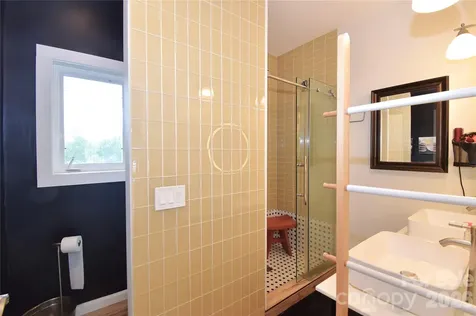6 Belvedere Road Asheville NC 28803