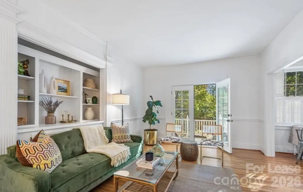 118 Altondale Avenue Charlotte NC 28207