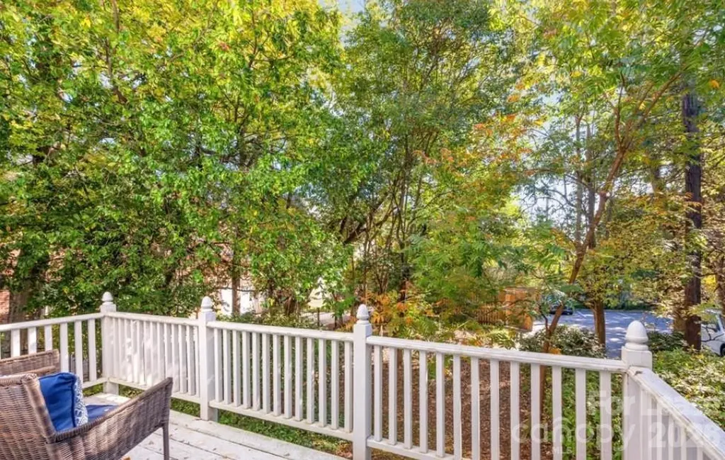 118 Altondale Avenue Charlotte NC 28207