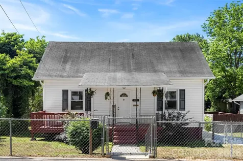 1113 W 4th Avenue Gastonia NC 28052