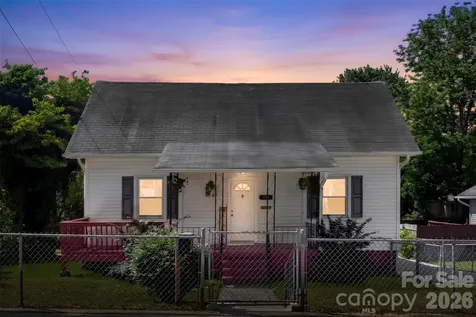 1113 W 4th Avenue Gastonia NC 28052