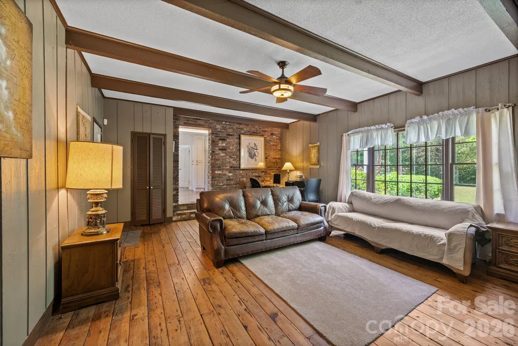 2403 E Innes Street Salisbury NC 28146