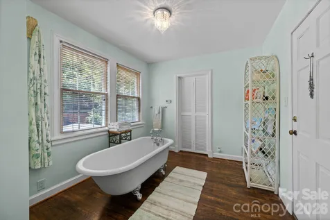 2403 E Innes Street Salisbury NC 28146