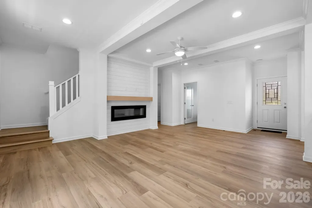 7006 Waterfront Place Granite Falls NC 28630