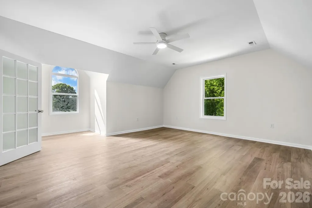 7006 Waterfront Place Granite Falls NC 28630