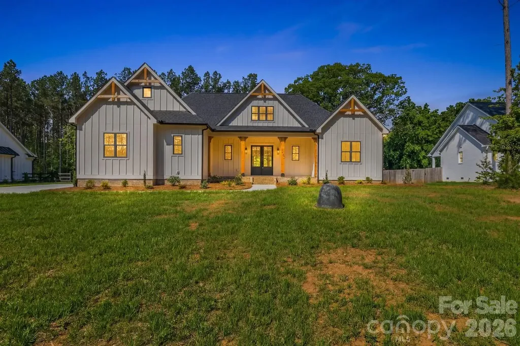 2373 Lee Lawing Road Lincolnton NC 28092