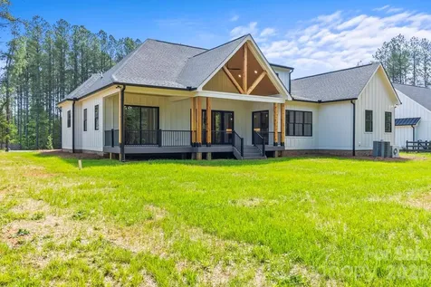 2373 Lee Lawing Road Lincolnton NC 28092