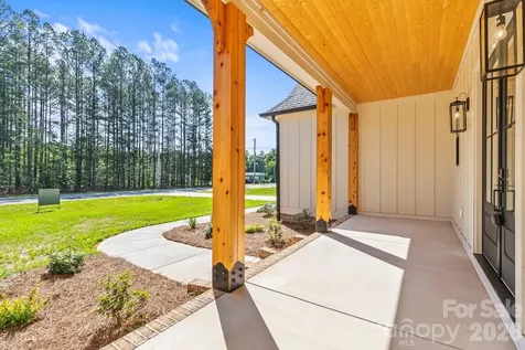 2373 Lee Lawing Road Lincolnton NC 28092