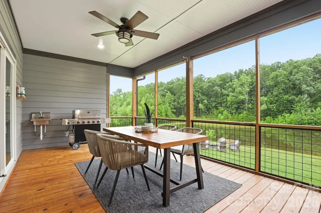 1881 E Maiden Road Maiden NC 28650
