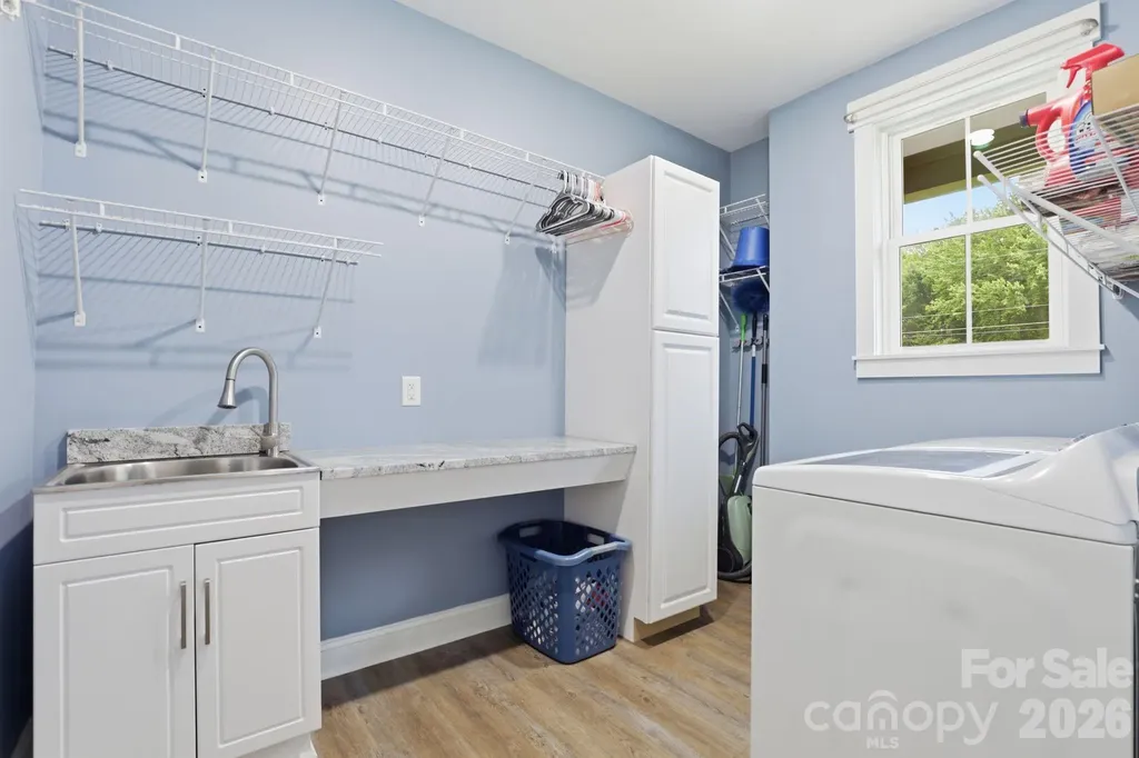 1881 E Maiden Road Maiden NC 28650