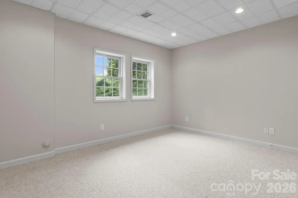 221 Windemere Isle Road Statesville NC 28677