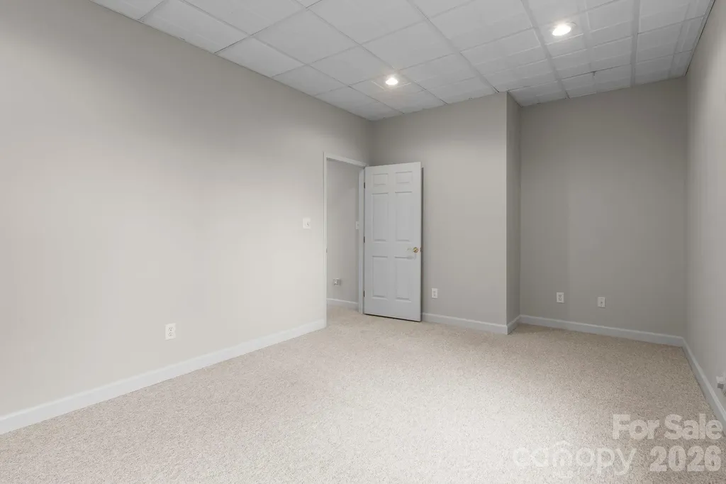 221 Windemere Isle Road Statesville NC 28677