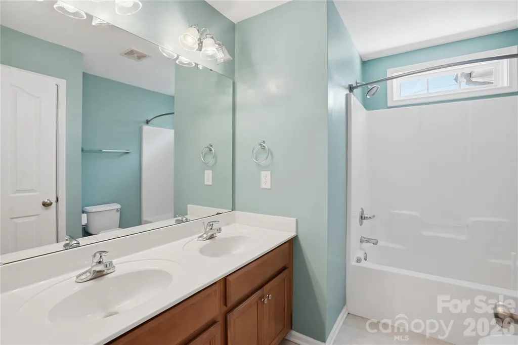 7816 Whisperingwood Drive Harrisburg NC 28075