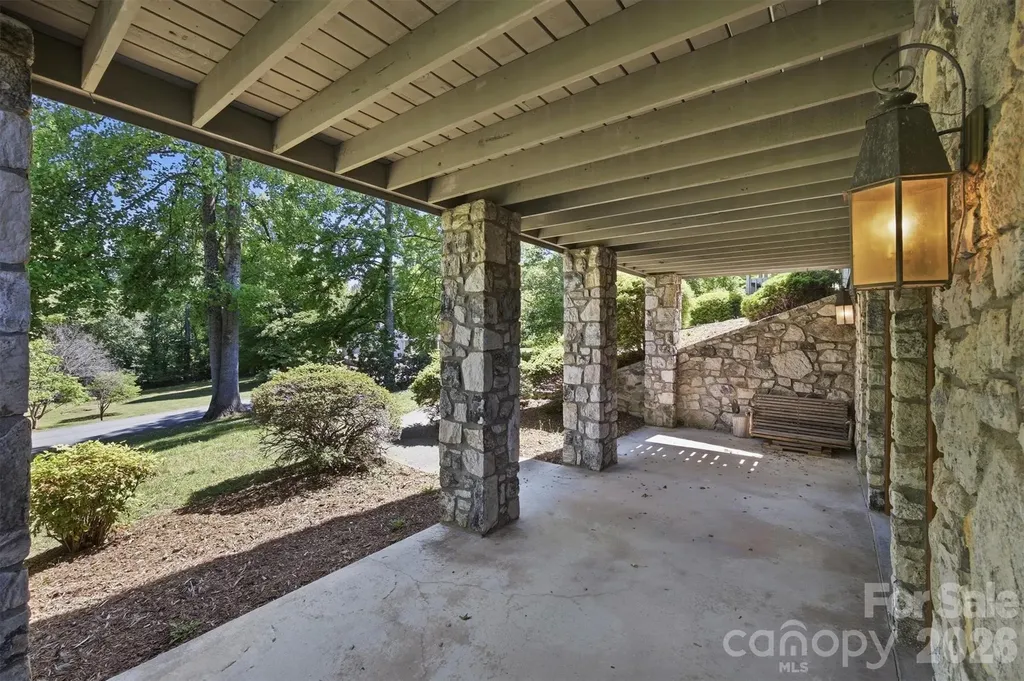 2718 Arden Drive Lenoir NC 28645