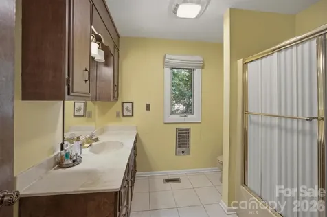 2718 Arden Drive Lenoir NC 28645