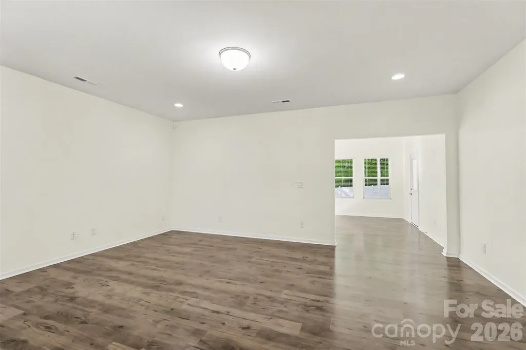 3024 Pinehills Way Mount Holly NC 28120